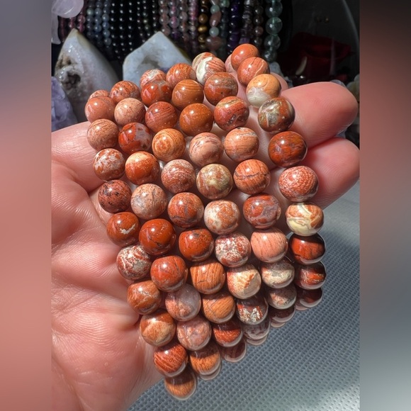 Elegant Red Stone Bracelet - Picture 10 of 10